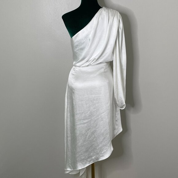 Elliatt | Emery Dress - Picture 4 of 4